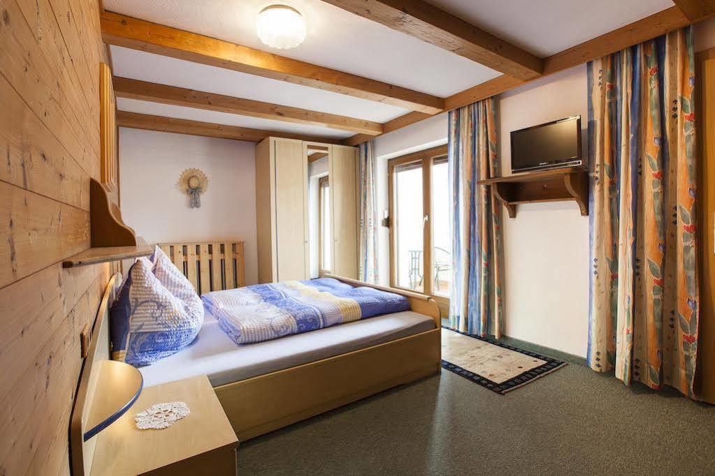 Bed and Breakfast Haus Steinbock à Neustift im Stubaital Extérieur photo